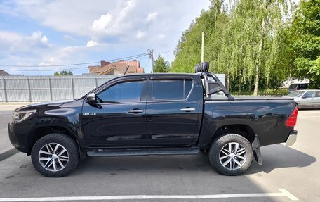 Toyota Hilux VIII, 2017 год, 3 950 000 рублей, 6 фотография