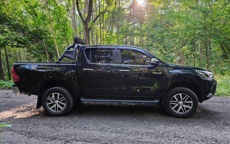 Toyota Hilux VIII, 2017 год, 3 950 000 рублей, 12 фотография