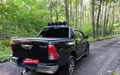 Toyota Hilux VIII, 2017 год, 3 950 000 рублей, 13 фотография