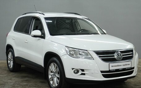 Volkswagen Tiguan I, 2010 год, 940 000 рублей, 3 фотография
