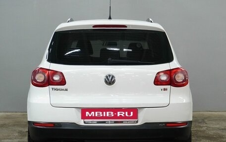 Volkswagen Tiguan I, 2010 год, 940 000 рублей, 6 фотография