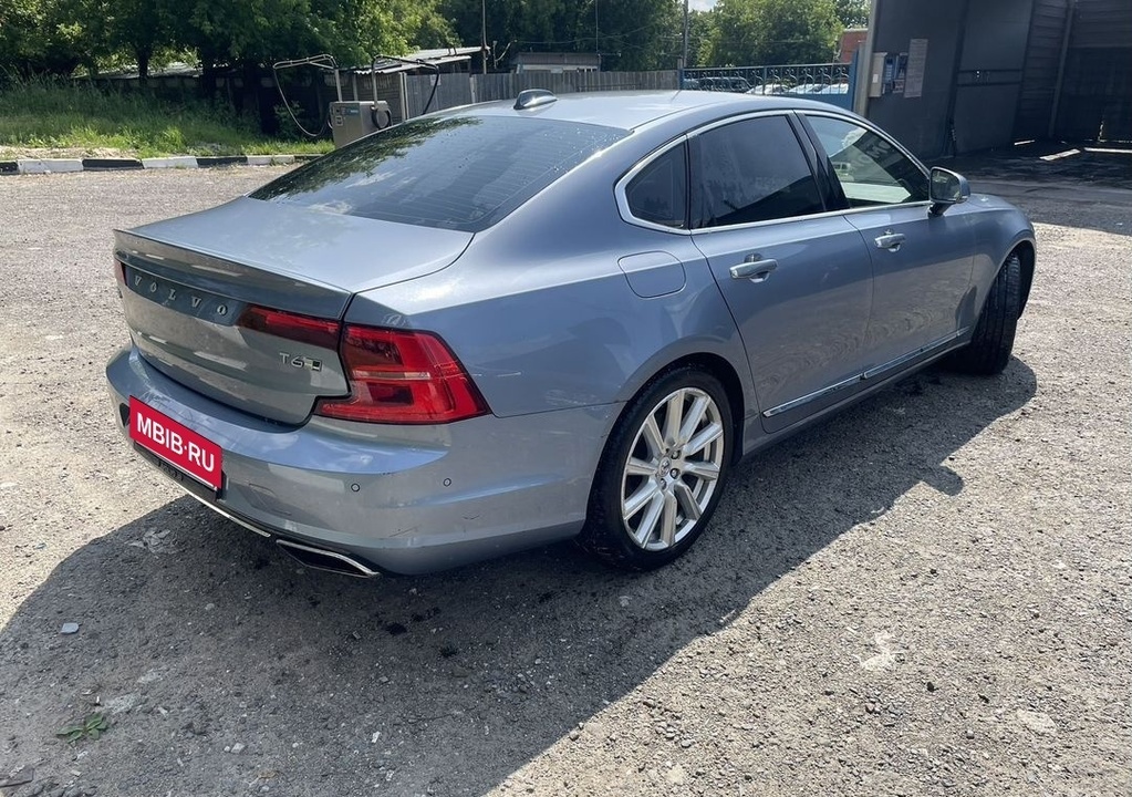 Volvo S90, 2017 год, 2 200 000 рублей, 3 фотография