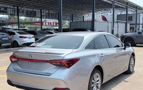 Toyota Avalon, 2021 год, 2 700 000 рублей, 4 фотография