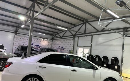 Toyota Camry, 2015 год, 1 900 000 рублей, 17 фотография