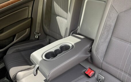 Volkswagen Passat B8 рестайлинг, 2017 год, 3 110 000 рублей, 14 фотография