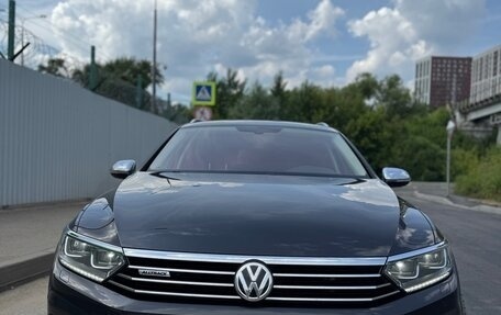 Volkswagen Passat B8 рестайлинг, 2017 год, 3 110 000 рублей, 4 фотография