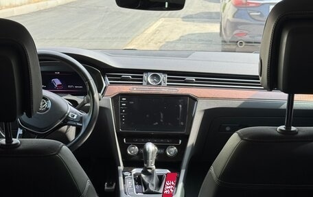Volkswagen Passat B8 рестайлинг, 2017 год, 3 110 000 рублей, 11 фотография