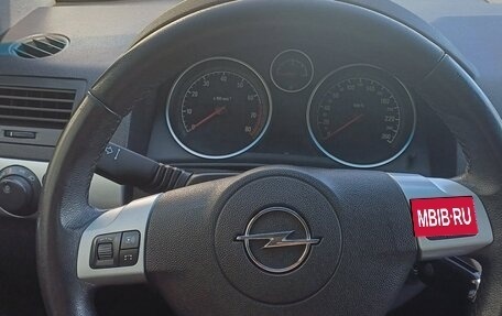 Opel Astra H, 2011 год, 750 000 рублей, 10 фотография