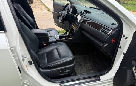 Toyota Camry, 2017 год, 2 000 050 рублей, 7 фотография