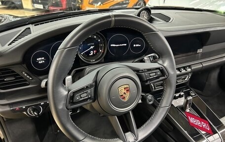 Porsche 911, 2023 год, 18 010 000 рублей, 10 фотография
