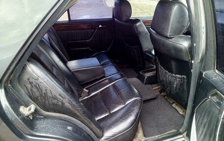 Mercedes-Benz W124, 1992 год, 450 000 рублей, 7 фотография