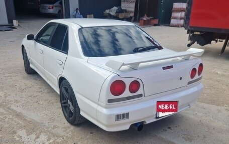 Nissan Skyline, 1998 год, 1 850 000 рублей, 5 фотография