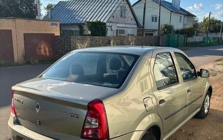 Renault Logan I, 2012 год, 700 000 рублей, 3 фотография