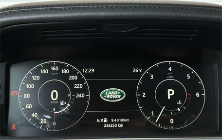 Land Rover Range Rover IV рестайлинг, 2017 год, 4 450 000 рублей, 15 фотография