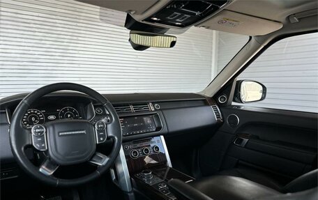 Land Rover Range Rover IV рестайлинг, 2017 год, 4 450 000 рублей, 16 фотография