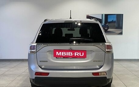 Mitsubishi Outlander III рестайлинг 3, 2012 год, 1 249 000 рублей, 6 фотография