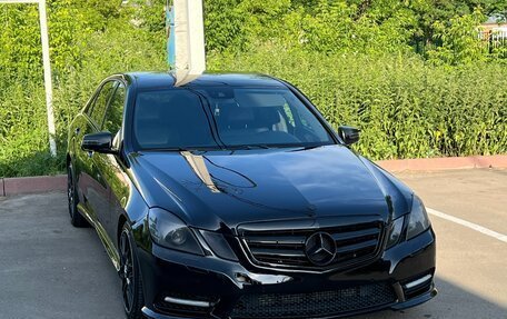 Mercedes-Benz E-Класс, 2012 год, 1 350 000 рублей, 2 фотография