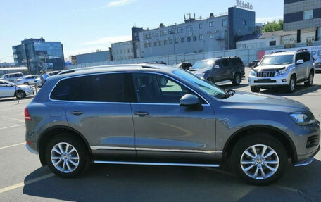 Volkswagen Touareg III, 2011 год, 2 150 000 рублей, 4 фотография