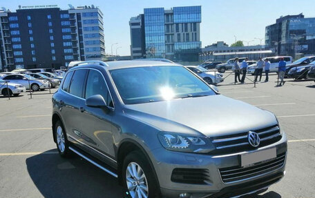 Volkswagen Touareg III, 2011 год, 2 150 000 рублей, 13 фотография