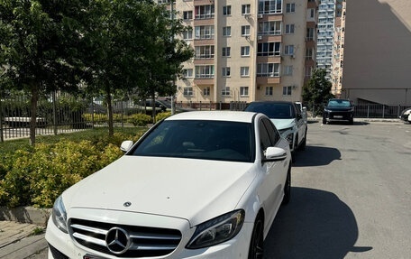 Mercedes-Benz C-Класс, 2017 год, 2 600 000 рублей, 1 фотография