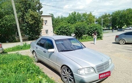 Mercedes-Benz C-Класс, 1994 год, 700 000 рублей, 5 фотография