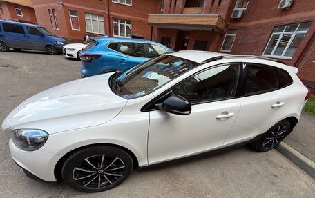 Volvo V40 Cross Country I, 2013 год, 1 430 000 рублей, 3 фотография