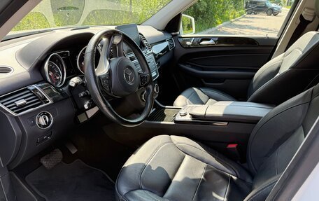 Mercedes-Benz GLS, 2018 год, 6 200 000 рублей, 2 фотография