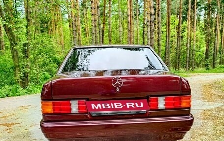Mercedes-Benz 190 (W201), 1990 год, 425 000 рублей, 7 фотография