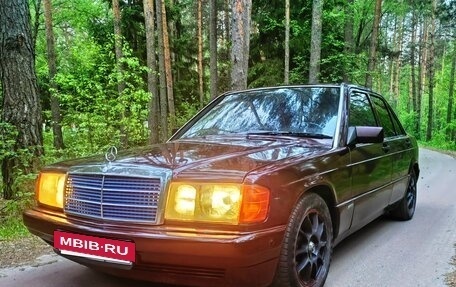Mercedes-Benz 190 (W201), 1990 год, 425 000 рублей, 2 фотография