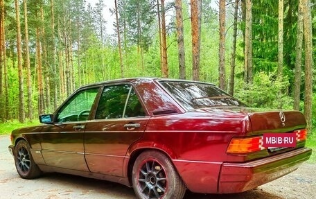 Mercedes-Benz 190 (W201), 1990 год, 425 000 рублей, 8 фотография