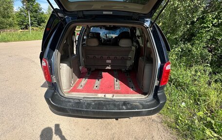 Dodge Caravan IV, 2001 год, 550 000 рублей, 2 фотография