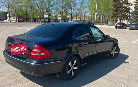 Mercedes-Benz E-Класс, 2005 год, 995 000 рублей, 3 фотография