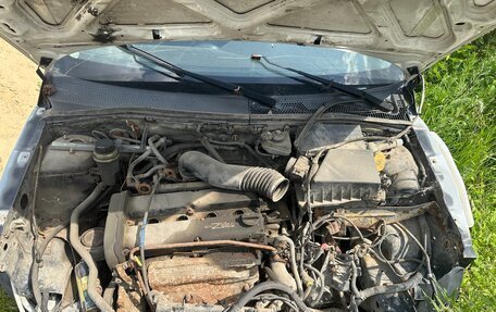 Ford Focus IV, 2003 год, 55 000 рублей, 2 фотография