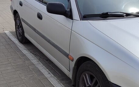 Toyota Avensis III рестайлинг, 2001 год, 570 000 рублей, 3 фотография