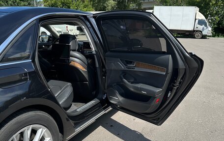 Audi A8, 2011 год, 1 700 000 рублей, 14 фотография