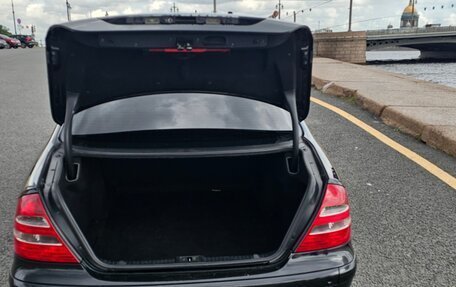 Mercedes-Benz E-Класс, 2004 год, 690 000 рублей, 10 фотография