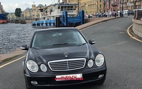 Mercedes-Benz E-Класс, 2004 год, 690 000 рублей, 3 фотография