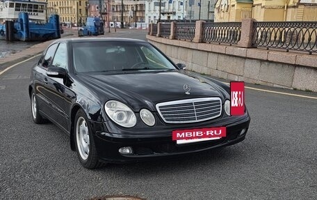 Mercedes-Benz E-Класс, 2004 год, 690 000 рублей, 9 фотография