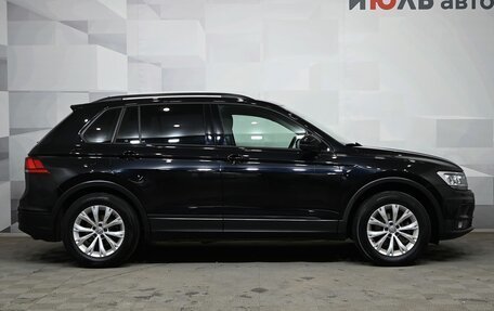 Volkswagen Tiguan II, 2020 год, 2 800 000 рублей, 9 фотография