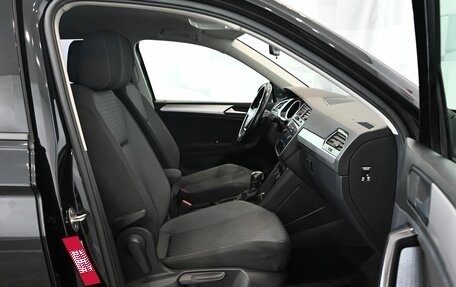 Volkswagen Tiguan II, 2020 год, 2 800 000 рублей, 11 фотография