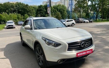 Infiniti QX70, 2013 год, 2 300 000 рублей, 3 фотография