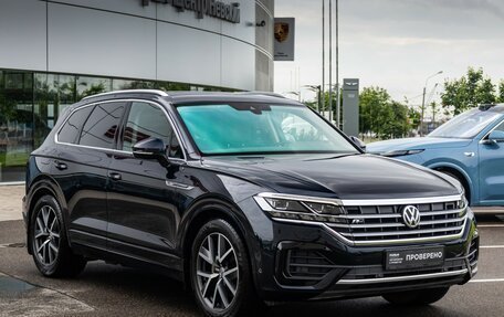 Volkswagen Touareg III, 2019 год, 4 949 898 рублей, 6 фотография
