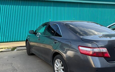 Toyota Camry, 2006 год, 950 000 рублей, 2 фотография