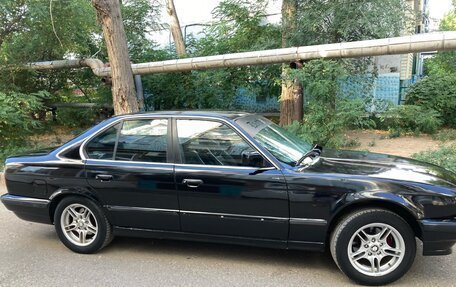 BMW 5 серия, 1990 год, 450 000 рублей, 21 фотография