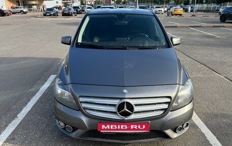 Mercedes-Benz B-Класс, 2012 год, 1 150 000 рублей, 3 фотография