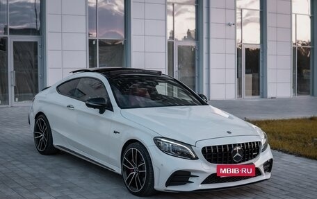 Mercedes-Benz C-Класс AMG, 2019 год, 4 800 000 рублей, 3 фотография