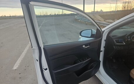 Hyundai Solaris II рестайлинг, 2019 год, 1 350 000 рублей, 9 фотография