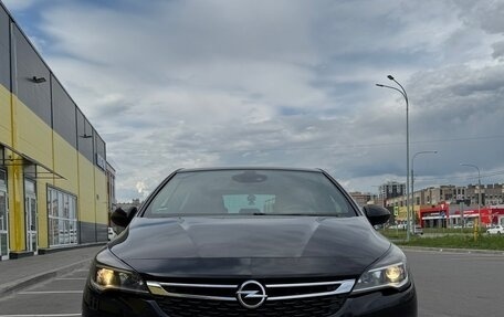 Opel Astra K, 2016 год, 1 300 000 рублей, 3 фотография
