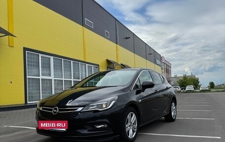 Opel Astra K, 2016 год, 1 300 000 рублей, 2 фотография