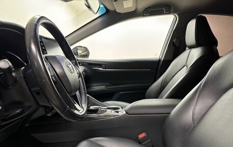 Toyota Camry, 2021 год, 3 525 000 рублей, 6 фотография